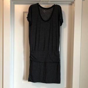 Athleta Womens Odyssey T-Shirt Dress Sz M Black Heathered Short Sleeve Stretchy